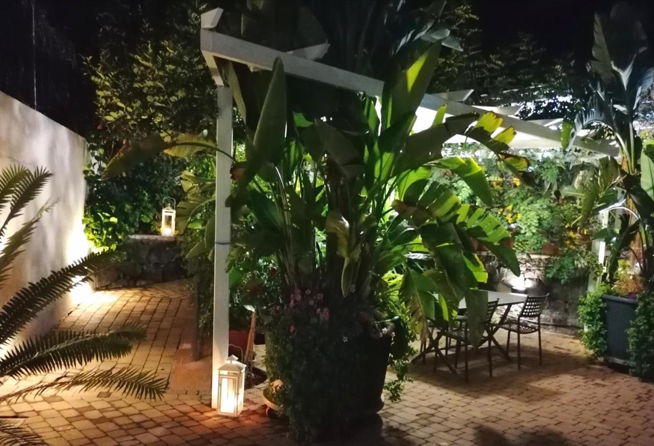 La Foresteria Garden Boutique B&B Catania Bagian luar foto