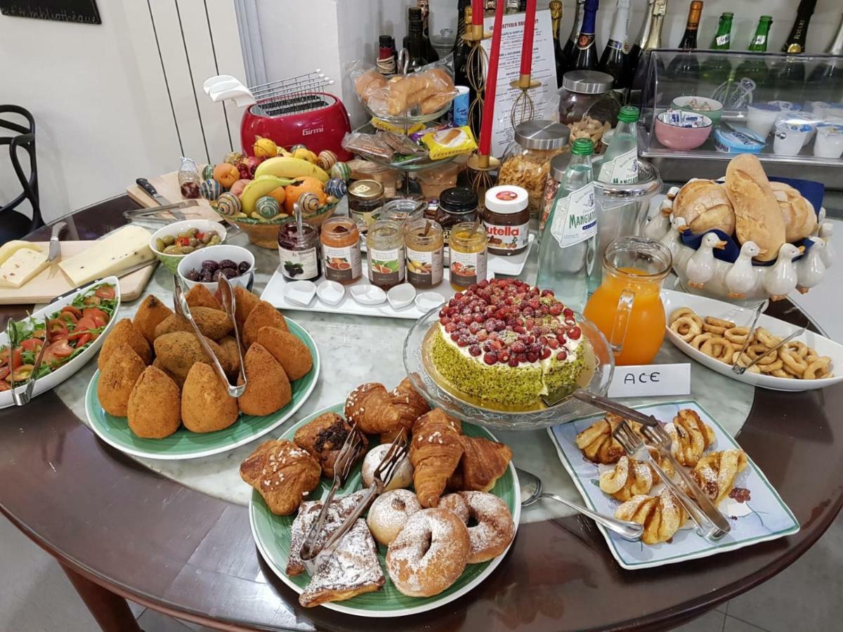 La Foresteria Garden Boutique B&B Catania Bagian luar foto